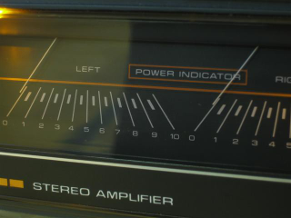 Illustration for article titled '80s Stereo Turned Into a HTPC